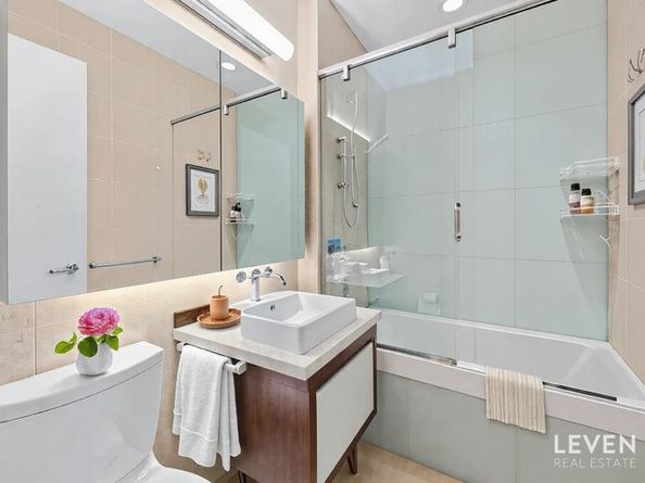 247 West 46th Street 408, New York NY 10036