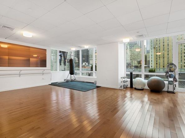247 West 46th Street 408, New York NY 10036