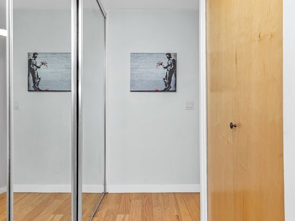 155 East 38th Street 16B, New York NY 10016