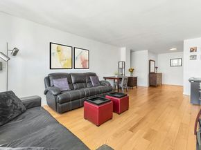 155 East 38th Street 16B, New York NY 10016