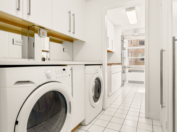 710 Park Avenue 19C, New York NY 10021