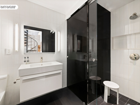 196 6th Avenue 1A, New York NY 10013