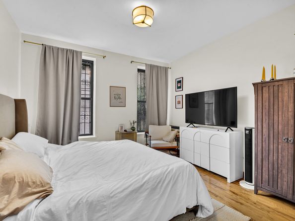 112 1st Place, Brooklyn NY 11231