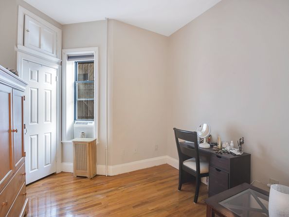 112 1st Place, Brooklyn NY 11231