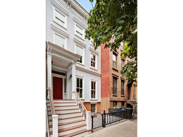 250 Cumberland Street, Brooklyn NY 11205