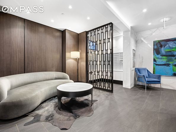 151 West 21st Street 10A, New York NY 10011