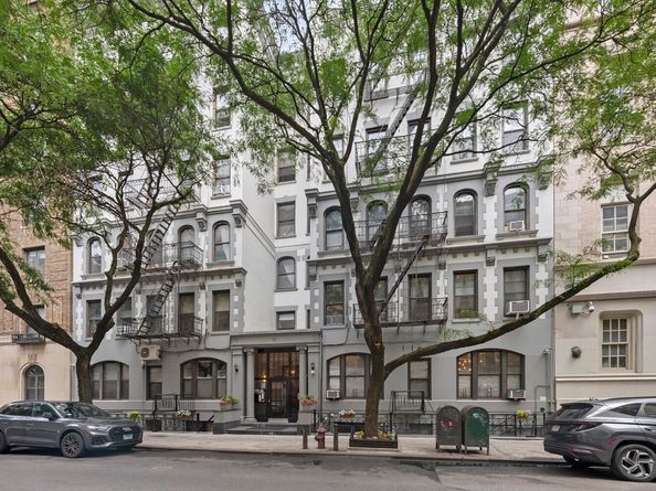 235 West 108th Street 51, New York NY 10025