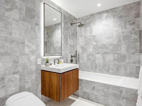 250 East 25th Street 11A, New York NY 10010