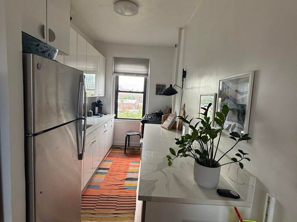 21-47 33rd Street 5E, Queens NY 11105