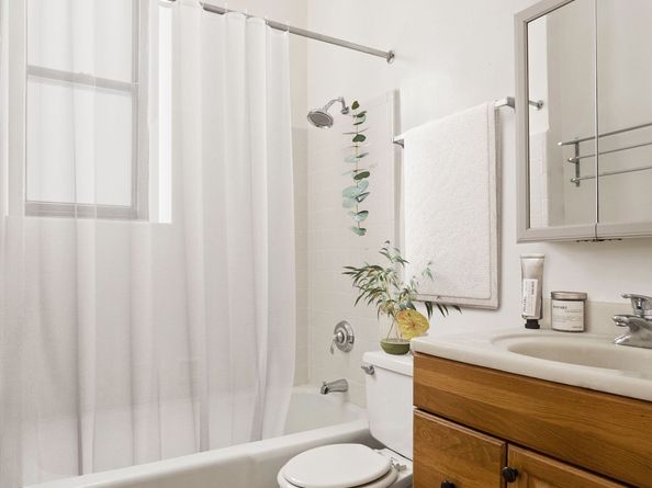 51 West 81st Street 2E, New York NY 10024