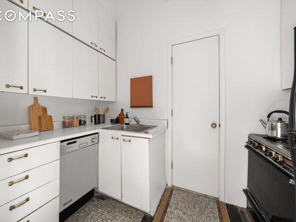 874 Broadway 907, New York NY 10003
