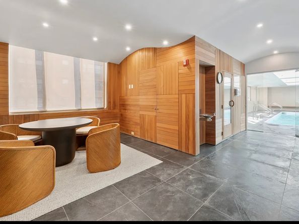 350 East 82nd Street 7G, New York NY 10028