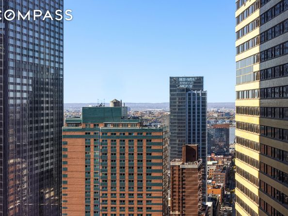 135 West 52nd Street 40A, New York NY 10019