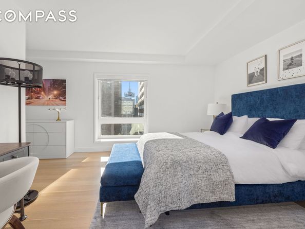 135 West 52nd Street 40A, New York NY 10019