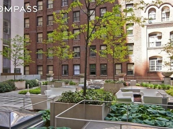 99 John Street 813, New York NY 10038