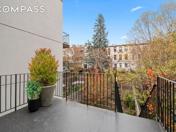 203 Huntington Street, Brooklyn NY 11231