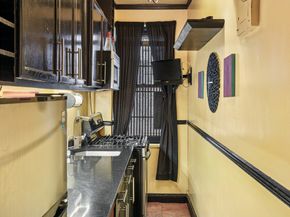 349 East 49th Street 5K, New York NY 10017