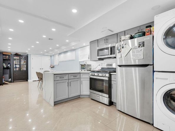 1980 East 8th Street, Brooklyn NY 11223