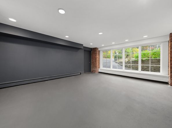 4725 Independence Avenue, Bronx NY 10471