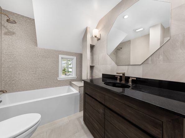 4725 Independence Avenue, Bronx NY 10471