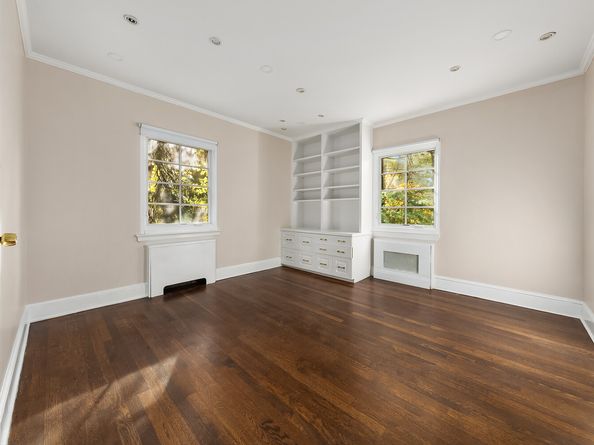 4725 Independence Avenue, Bronx NY 10471