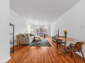 415 Argyle Road 4W, Brooklyn NY 11218