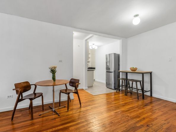 415 Argyle Road 4W, Brooklyn NY 11218