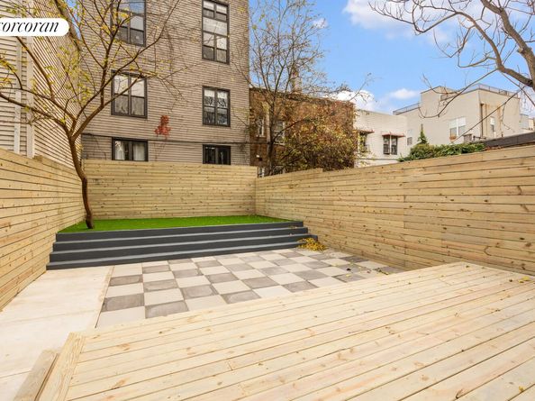 980 Metropolitan Avenue, Brooklyn NY 11211