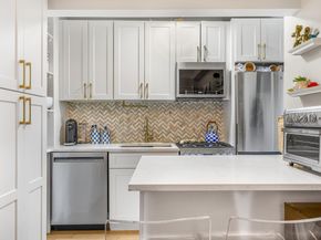 227 East 57th Street 8B, New York NY 10022