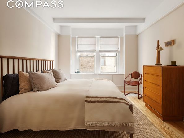 44 Gramercy Park N 15D, New York NY 10010