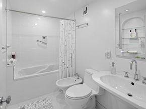 1050 5th Avenue 15C, New York NY 10028