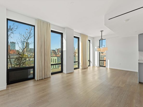 287 East Houston Street 8A, New York NY 10002