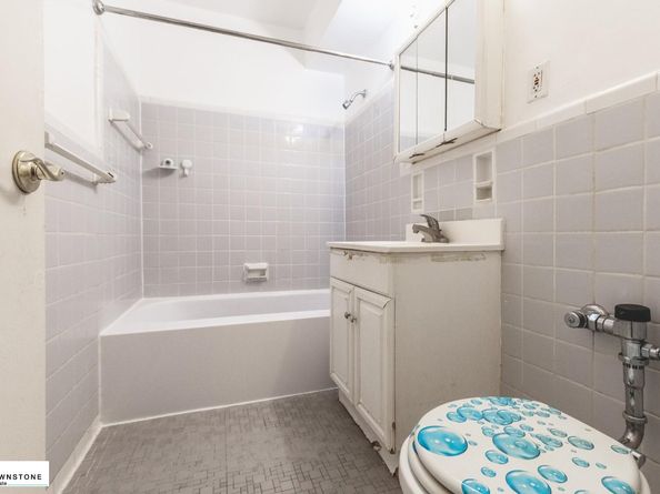 122 Ashland Place 6D, Brooklyn NY 11201
