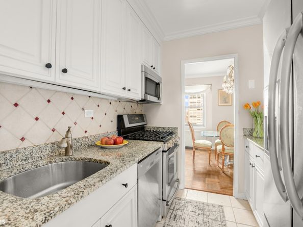 400 East 56th Street 26L, New York NY 10022
