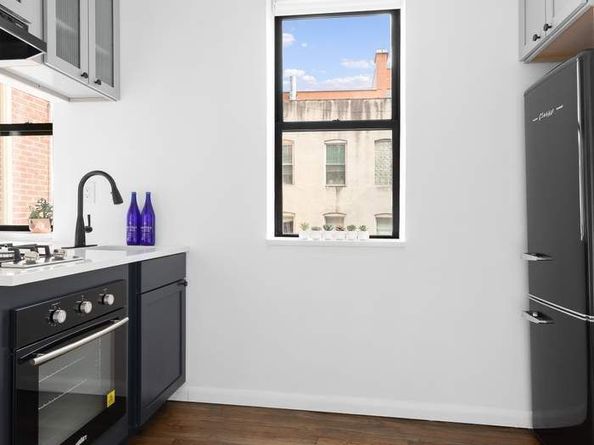 214 Mulberry Street 3E, New York NY 10012