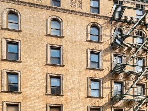 214 Mulberry Street 3E, New York NY 10012