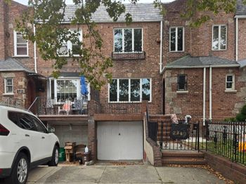 2713 Ave Y
