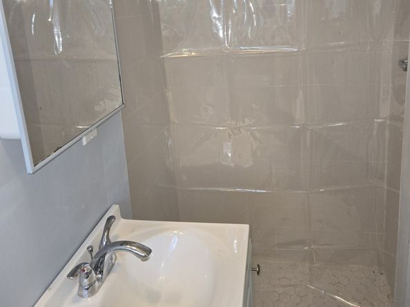 2713 Ave Y 1, Brooklyn NY 11235