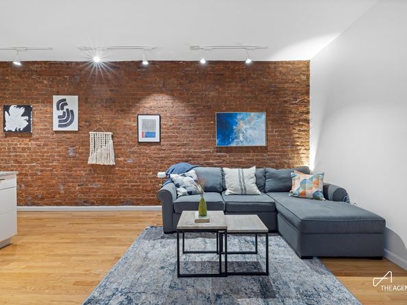 423 15th Street 1C, Brooklyn NY 11215