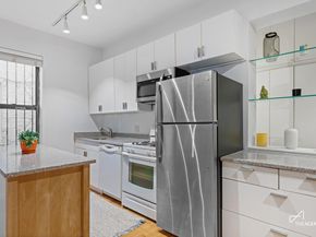 423 15th Street 1C, Brooklyn NY 11215