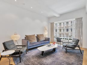 318 West 52nd Street 3M, New York NY 10019