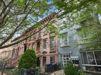 241A Madison Street