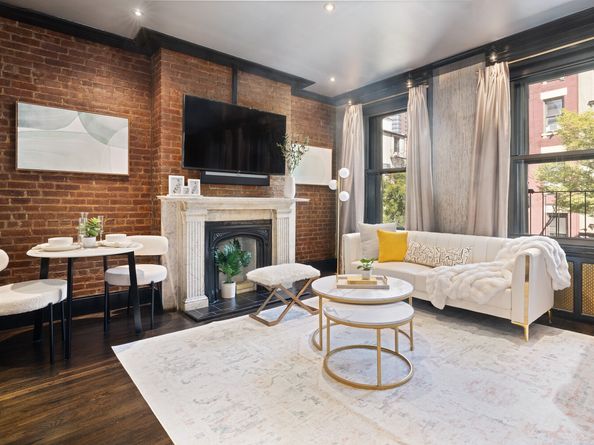 454 West 50th Street 2F, New York NY 10019