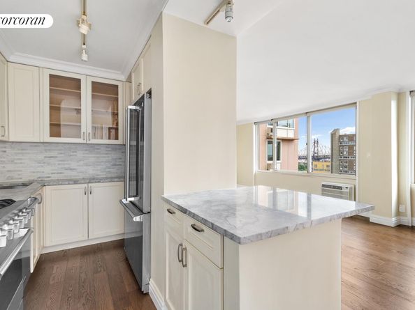555 Main Street 1608, New York NY 10044
