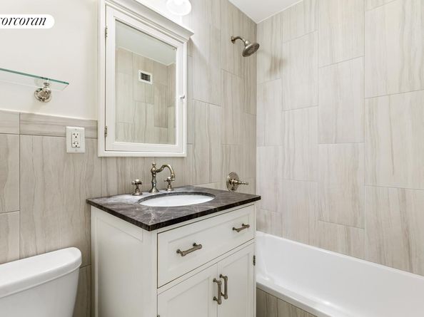 555 Main Street 1608, New York NY 10044