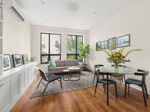 655 Franklin Avenue 2R, Brooklyn NY 11238