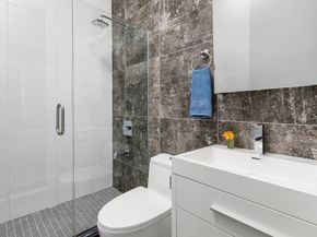655 Franklin Avenue 2R, Brooklyn NY 11238