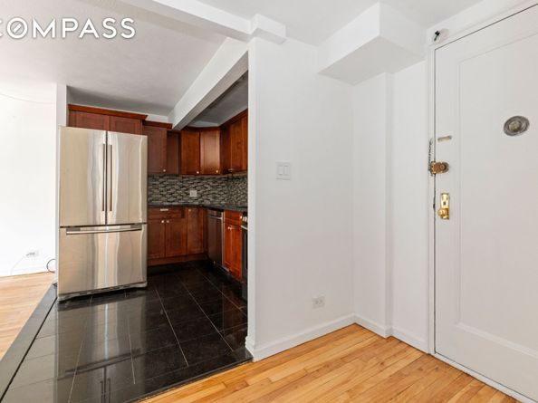 87-10 34th Avenue 1F, Queens NY 11372