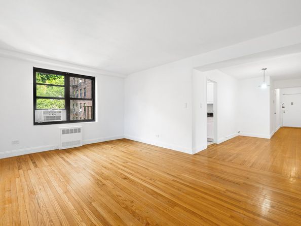 4523 Broadway 6C, New York NY 10040