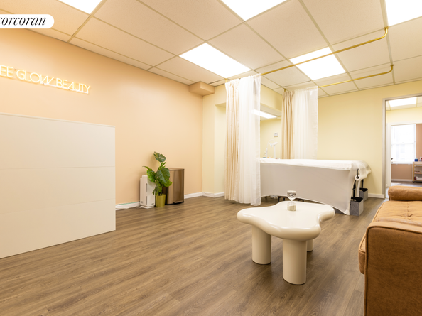 210 Canal Street 510, New York NY 10013